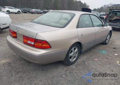 1999 Lexus Es 300 z USA, uszkodzony, nr VIN JT8BF28G9X5073125